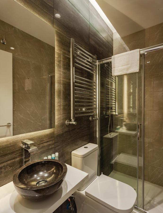 Gran Via Iv Calle Tudescos 5br 5bh Madrid