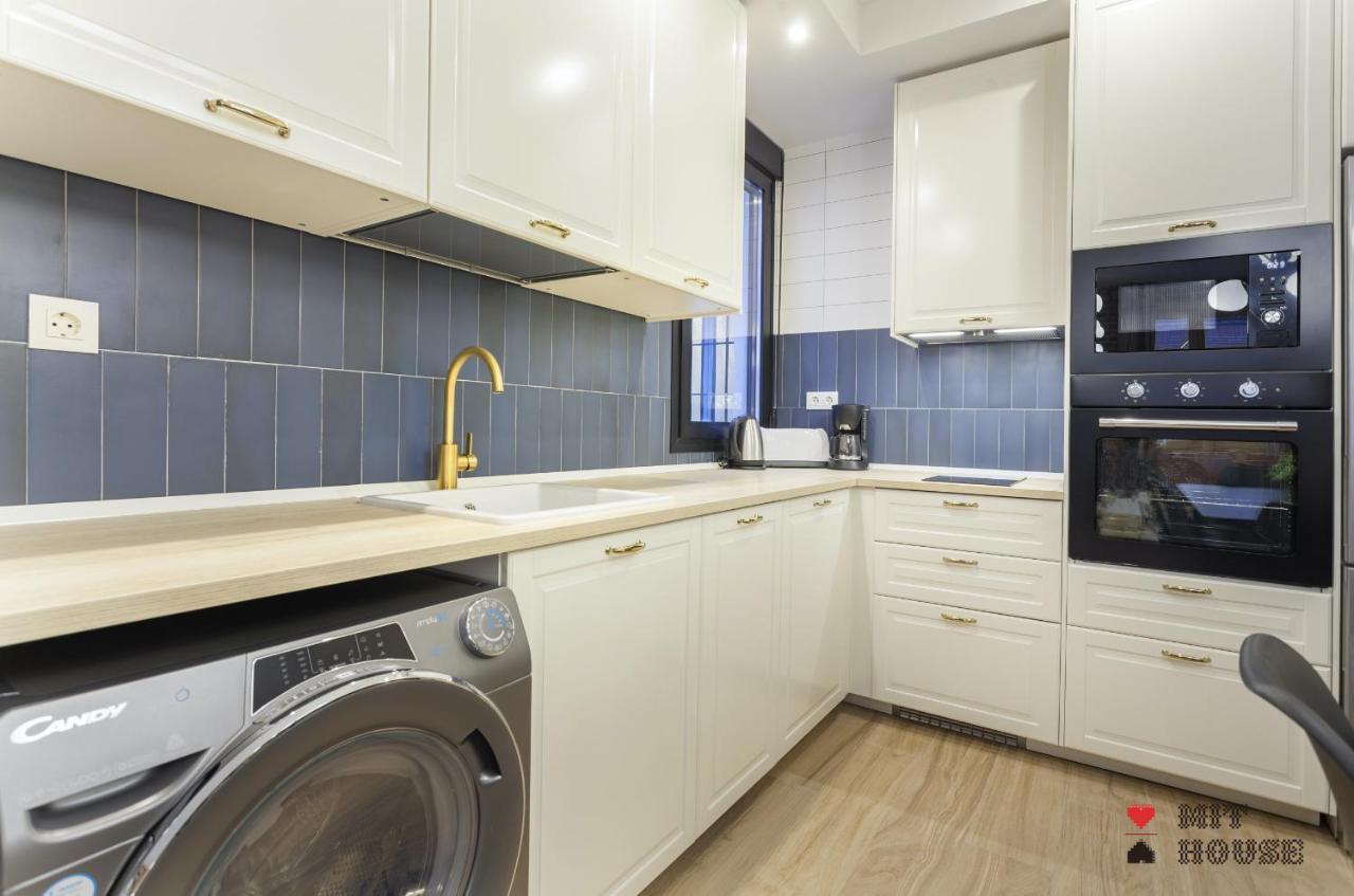 Mit House 4 Ways En Apartamento