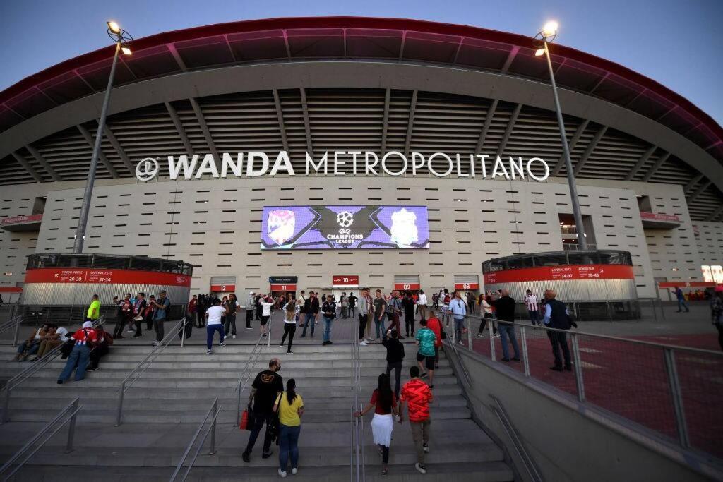 Apartamento Bonito Apartamento. Estadio Wanda - Metro Sanblas Madri