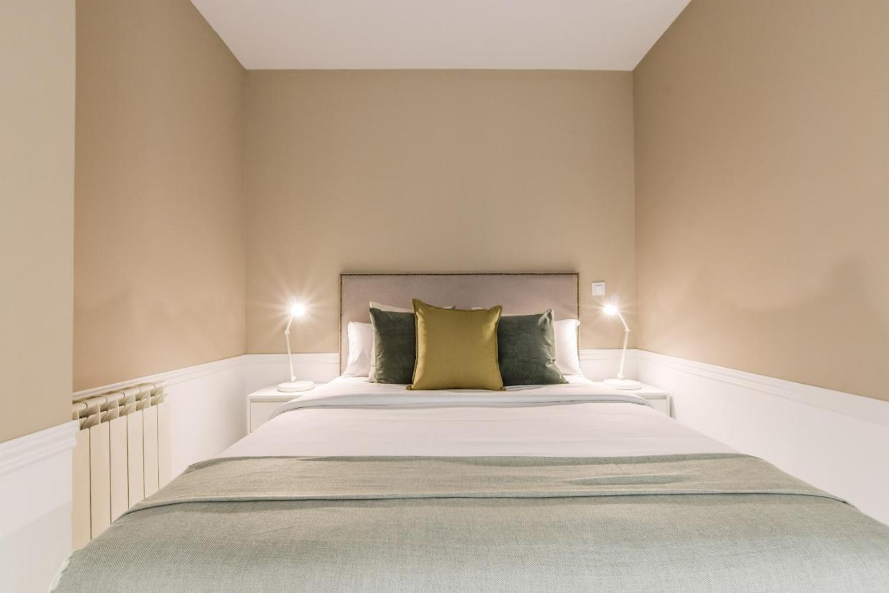 Ap Embajadores Xii Apartment Madrid