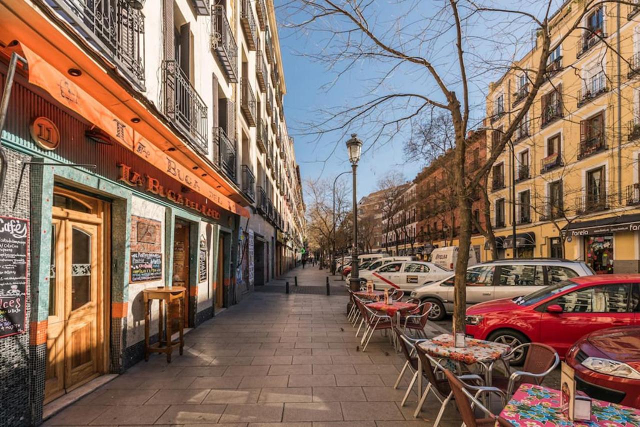Luminoso En Lavapies-tirso De Molina