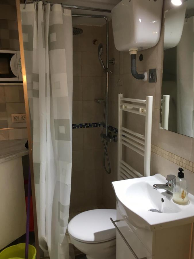 Acogedor Estudio Camarote En El Centro De Apartamento Madrid
