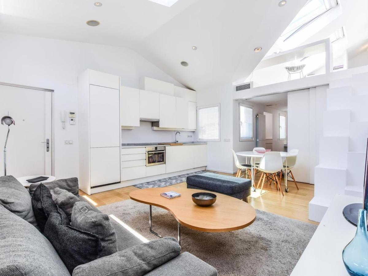 Appartement Atico Reformado En Anton Martin