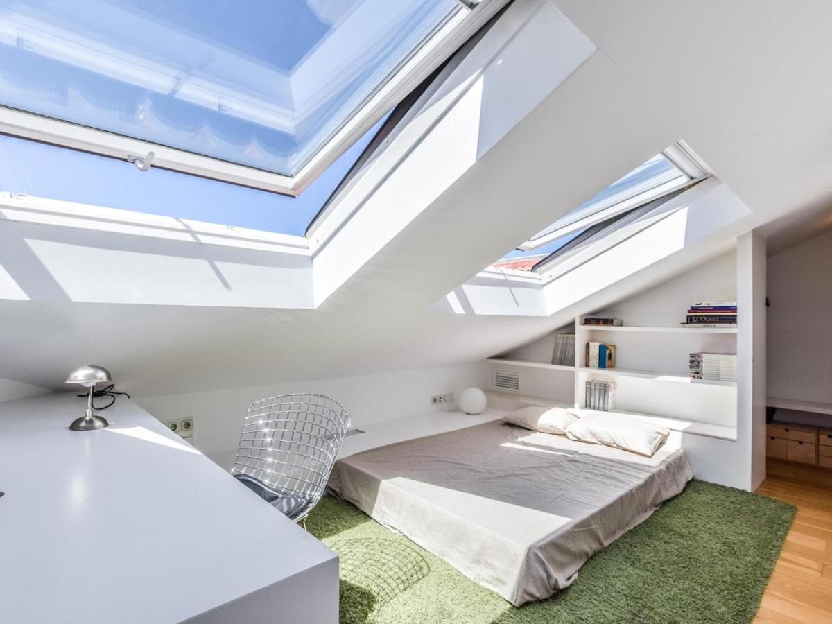 Atico Reformado En Anton Martin Appartement Madrid