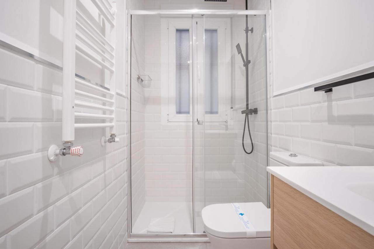 2 Bedrooms 2 Bathrooms Furnished - Retiro - Stylish - Mintystay Apartment Madrid