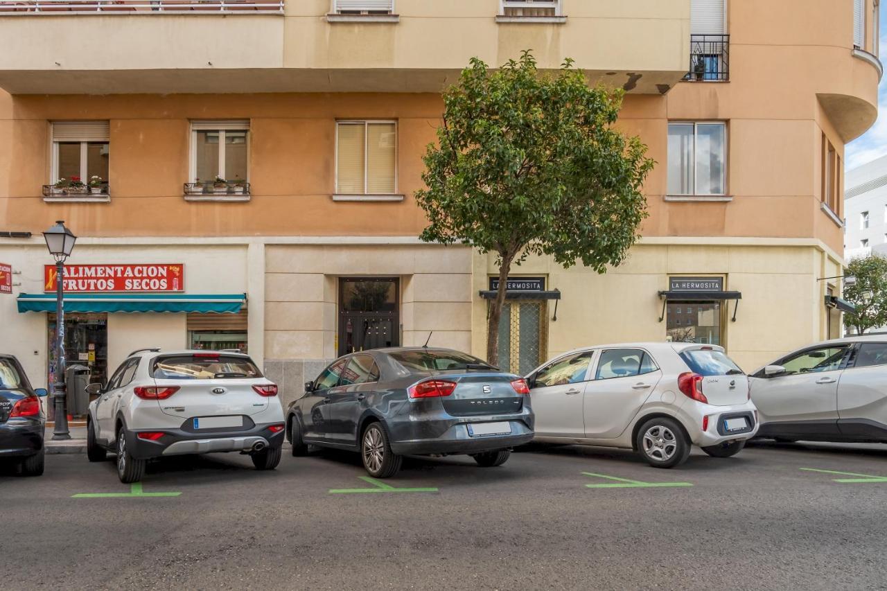 Apartment 2 Bedrooms 2 Bathrooms Furnished - Retiro - Stylish - Mintystay