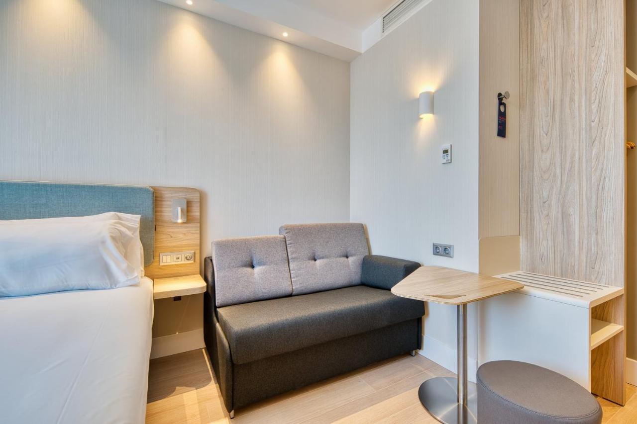 Express - - Airport By Ihg Hotel