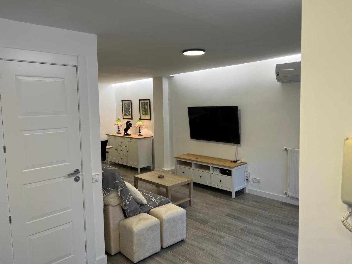 En Duplex, Avd De Europa, Pozuelo De Alarcon Gasthof *