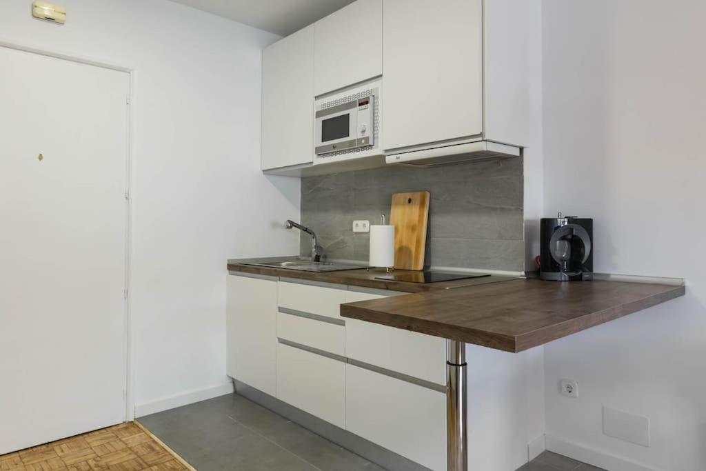 Bright And Comfortable In Madrid! 4 Pax Apartment *
