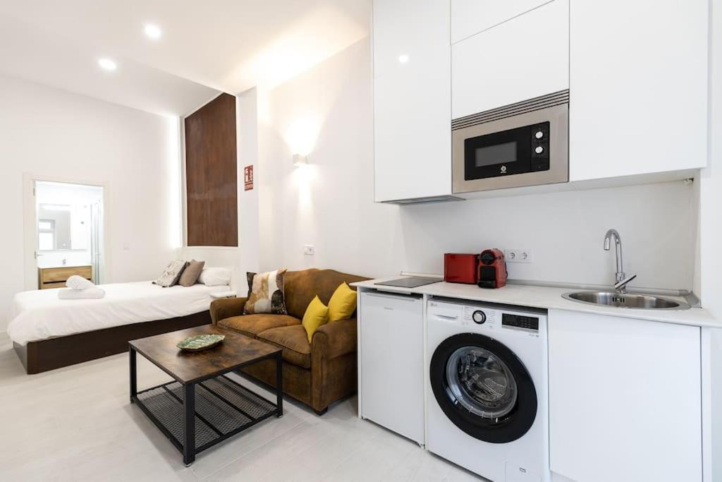 Apartamento Amplio Y Coqueto A Solo 750m Bernabeu Madrid