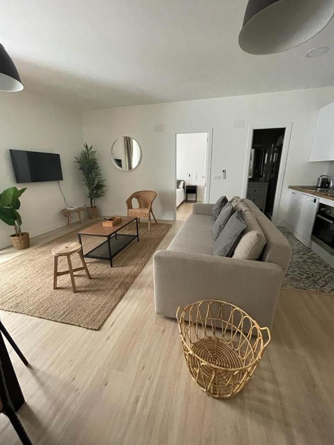 Cozy&new 6pax En La Plaza De Tirso Appartement