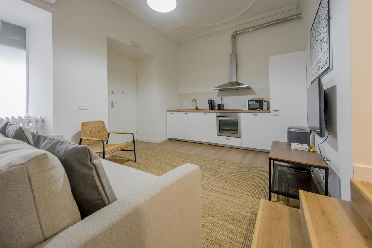 Modern Apt & Cool Interior Design En El Retiro Appartement