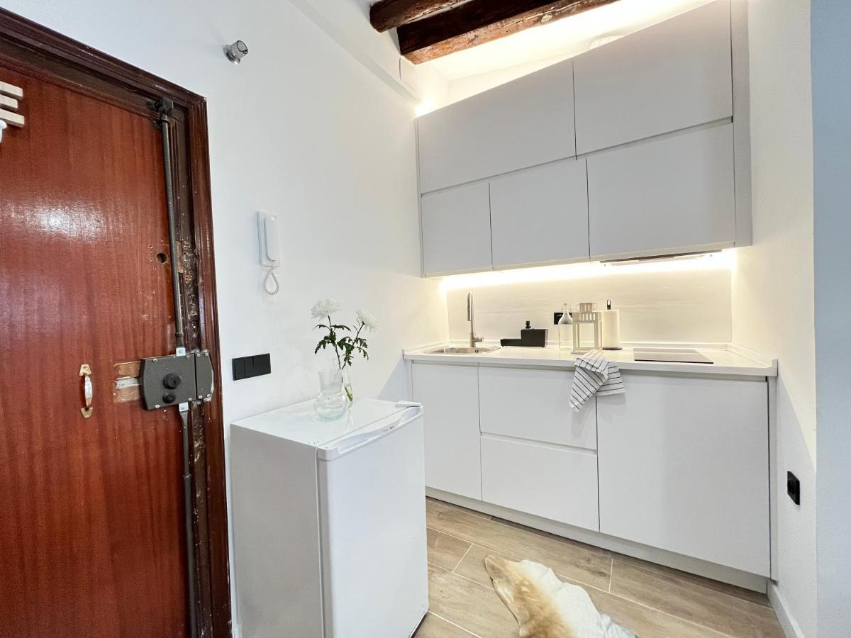 Appartamento Encantador Tirso Molina Exterior Meson Temporal *
