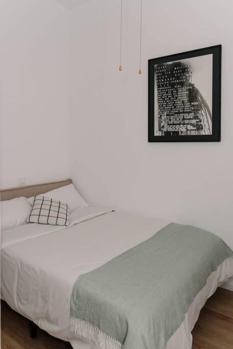Stylish In The Centre Of Madrid-malasana Apartment *