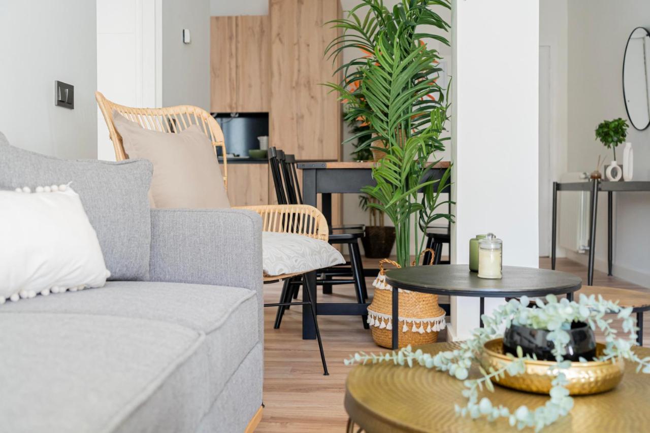 Dobohomes - Marcenado Madri
