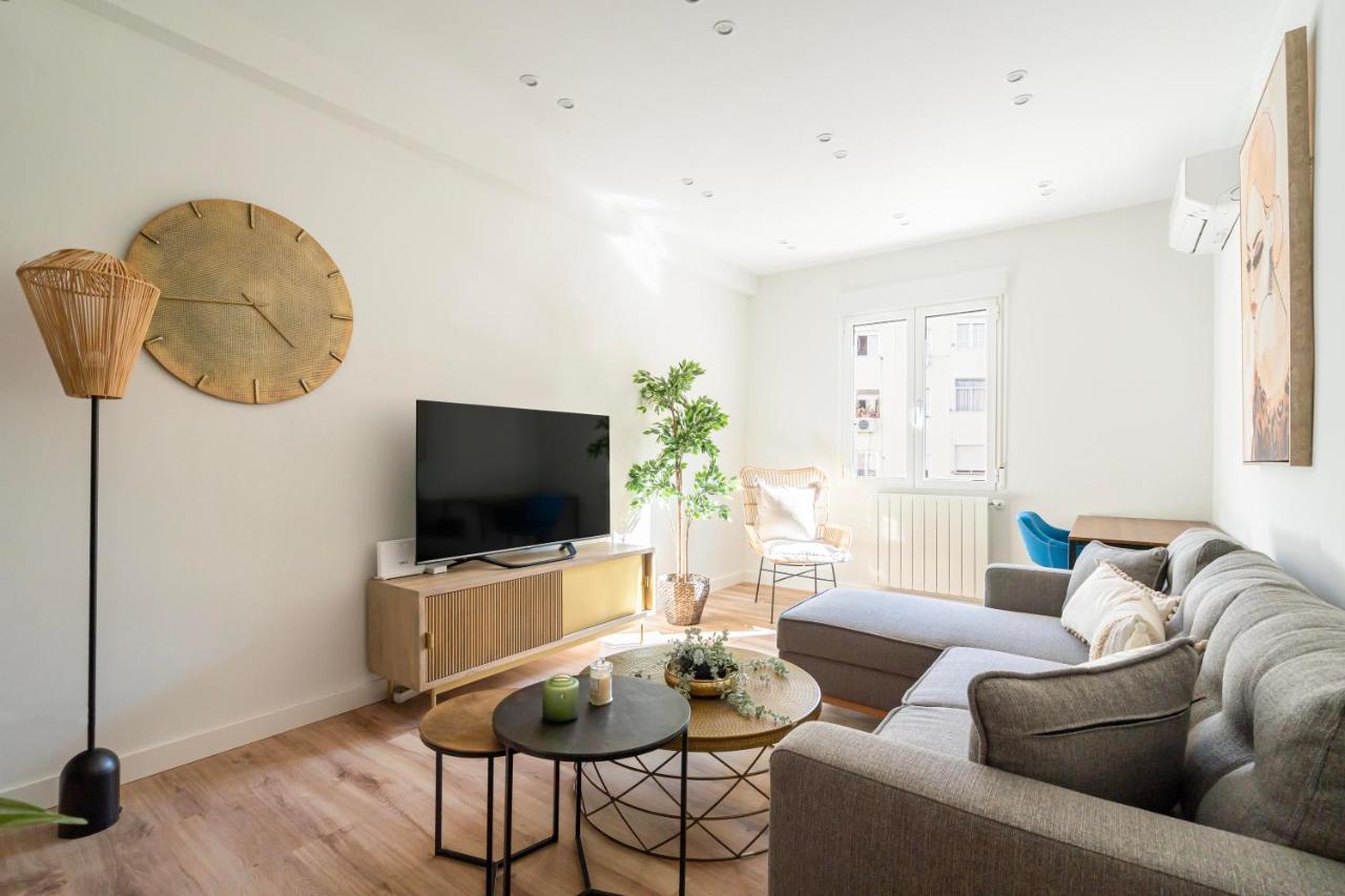Dobohomes - Marcenado * Madri