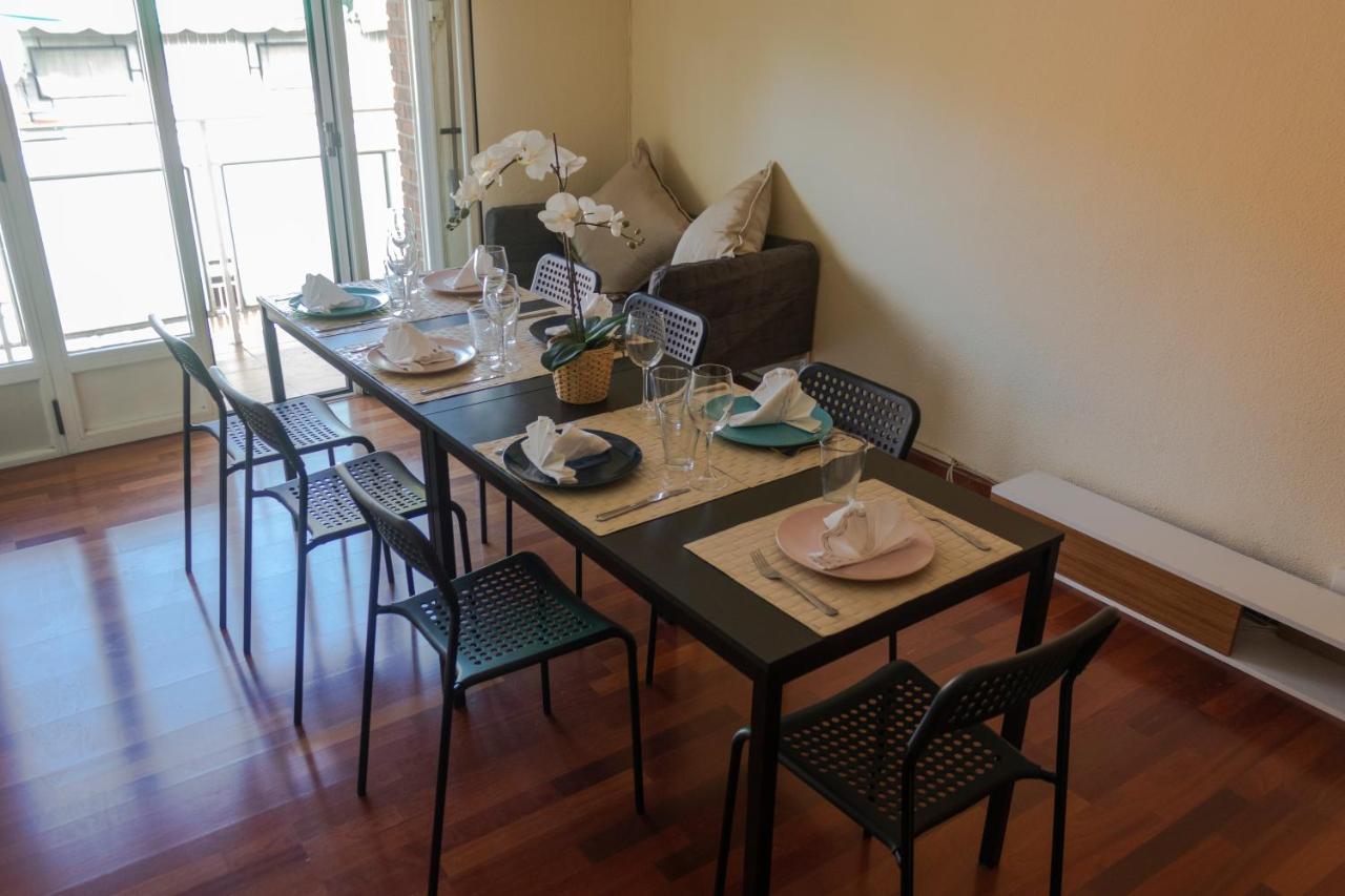 Residencia 12 Octubre Bed & Breakfast