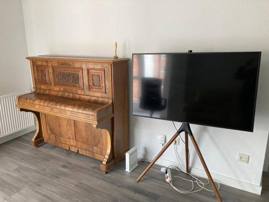 Silencioso, Luminoso Y Familiar Apartamento Appartement