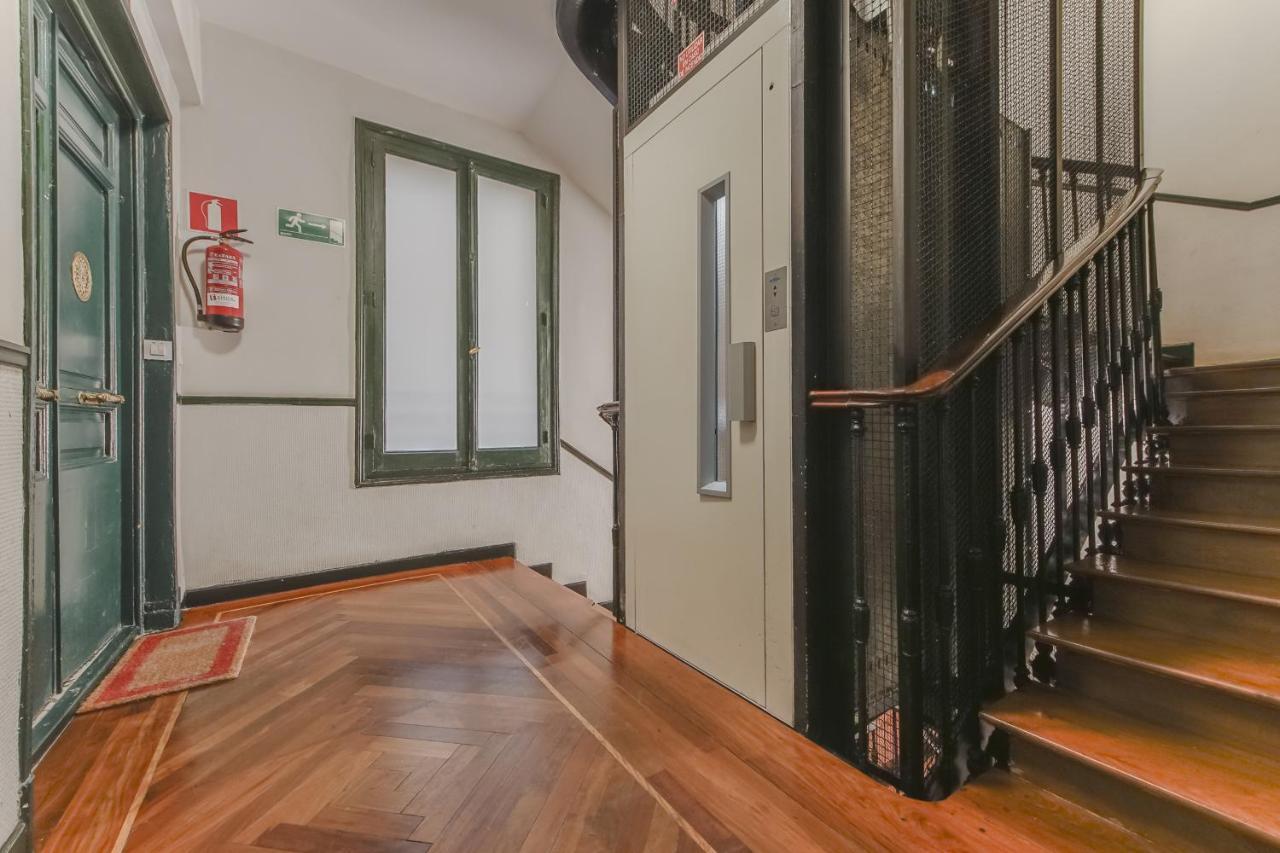 Spacious New 7 En La Plaza De Tirso De Molina Apartamento Madrid