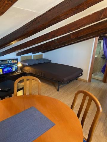 Calle Embajadores - Apart 4 Pax Pza Cascorro Madrid