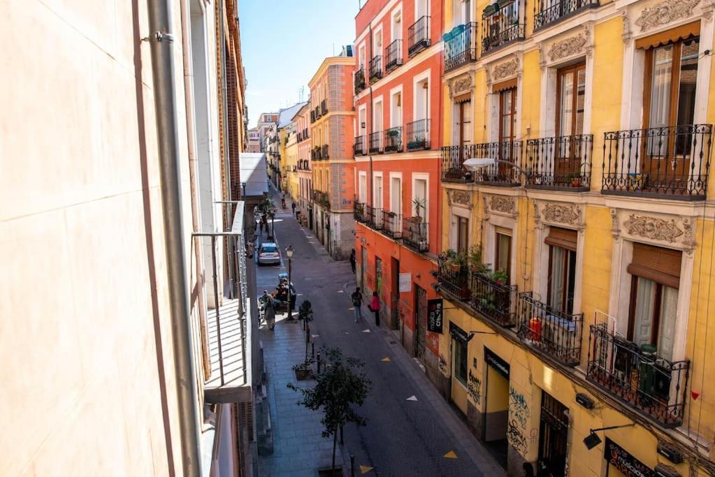 Stylish In The Centre Of Madrid-malasana * Madrid