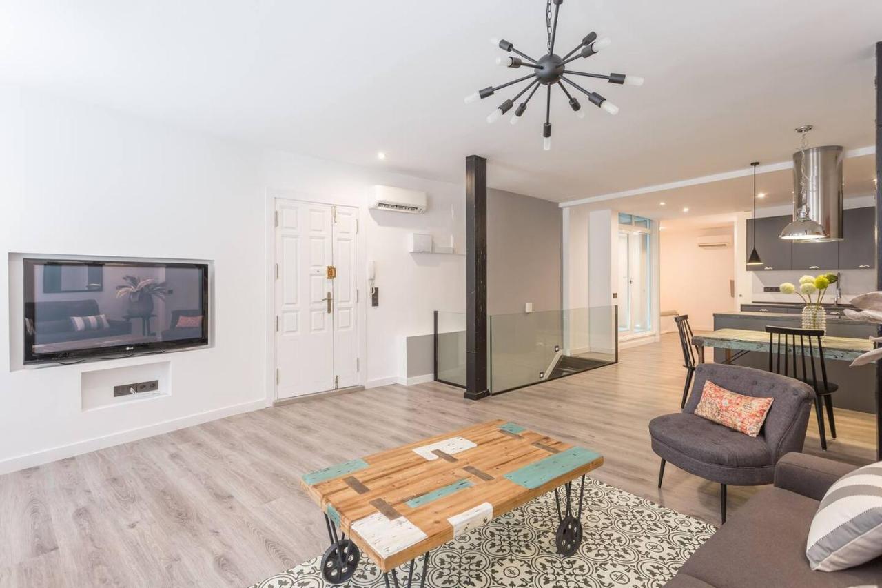 Apartment Large And Vanguardist- 2bd 2bth- Letras *