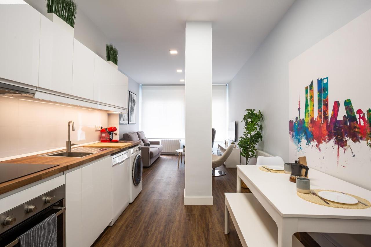 Nuevo! 2 Hab, Bano Doble, Garaje, Metro A 200m Apartment Madrid