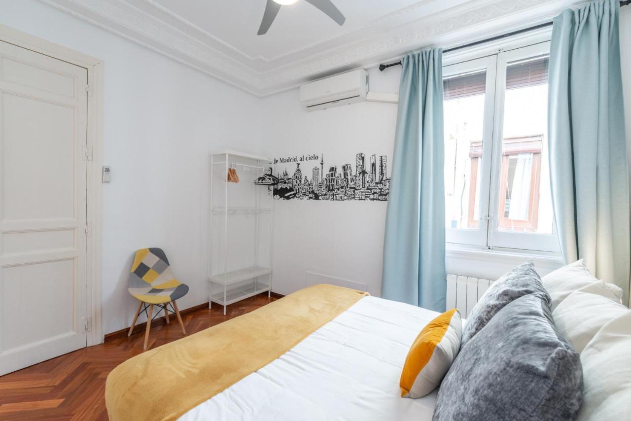 Apartment Vip Letras, By Monaro Madrid