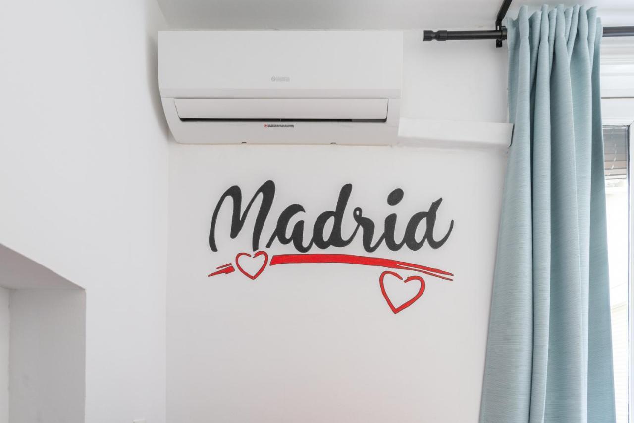 Apartment Vip Letras, By Monaro Madrid