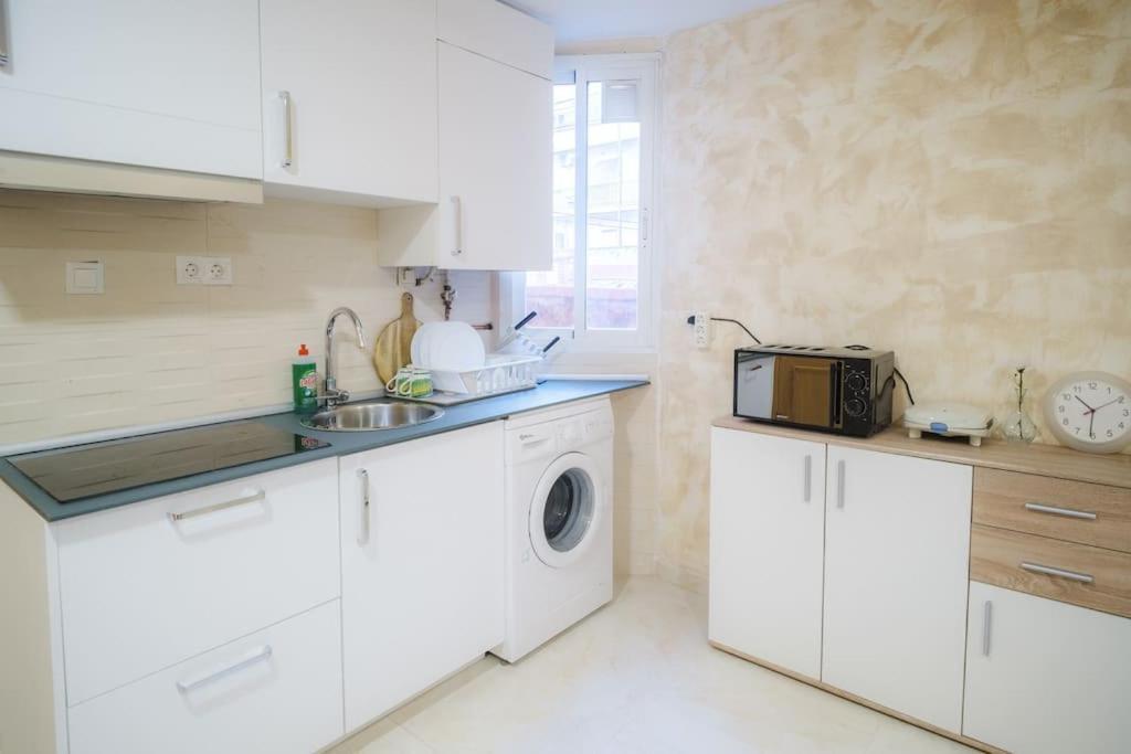 Piso Acogedor En Centro Apartamento *