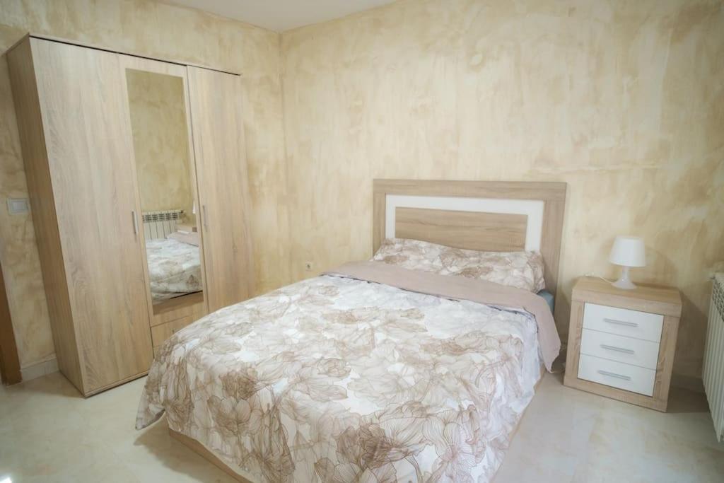 Piso Acogedor En Centro Apartamento