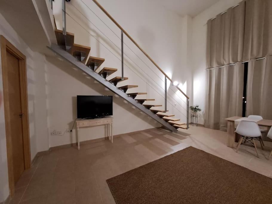 Apartamento Acogedor Loftcon Garaje A 10min Del Aeropuerto E Ifema Madri