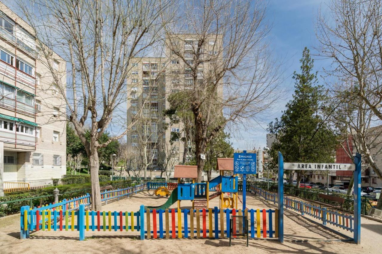 Apartment For Moderno Temporal Cerca Zoo Y Del Parque De Atracciones Ceb76