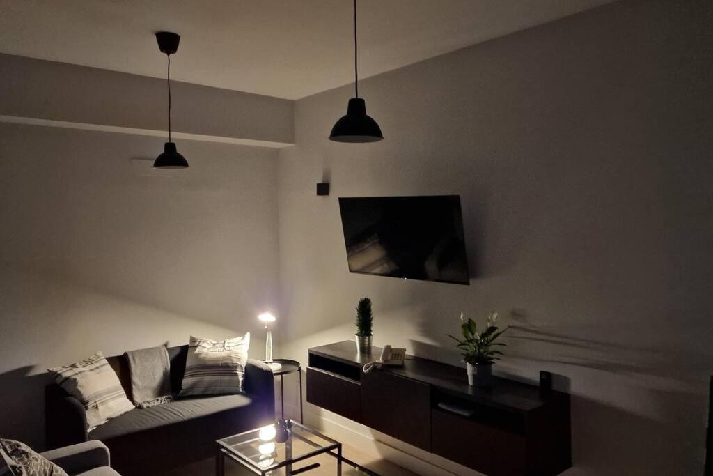 Loft En Junto Al Metro. Madrid