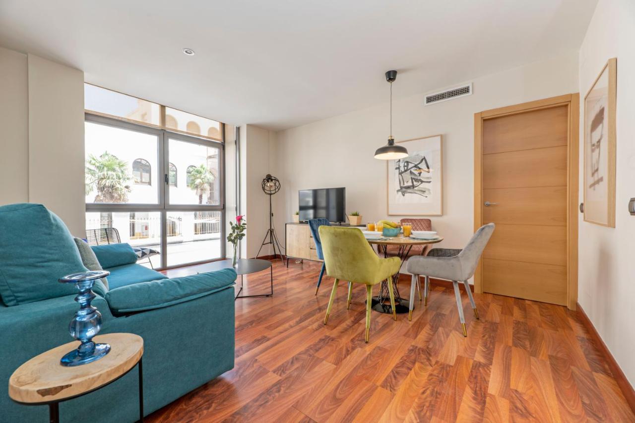 Luxury In Barrio Palacio