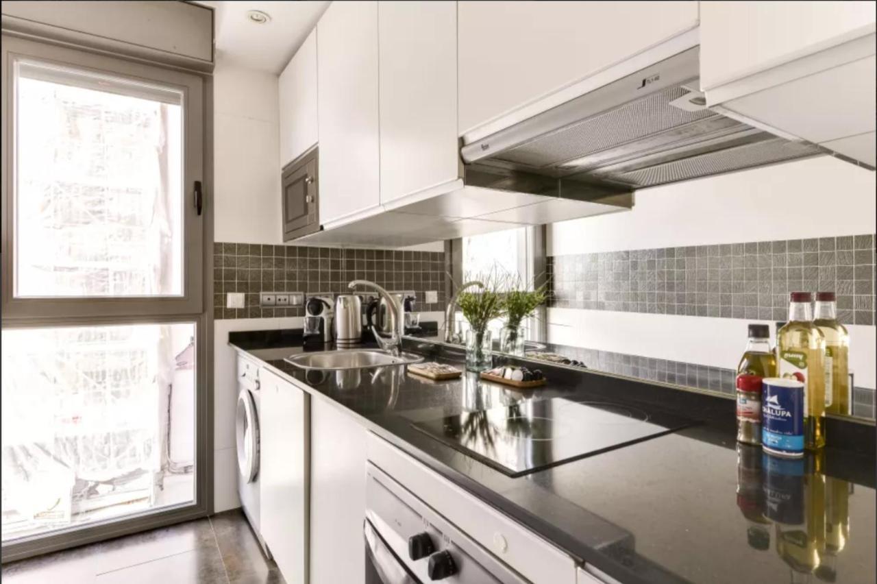 Luxury In Barrio Palacio