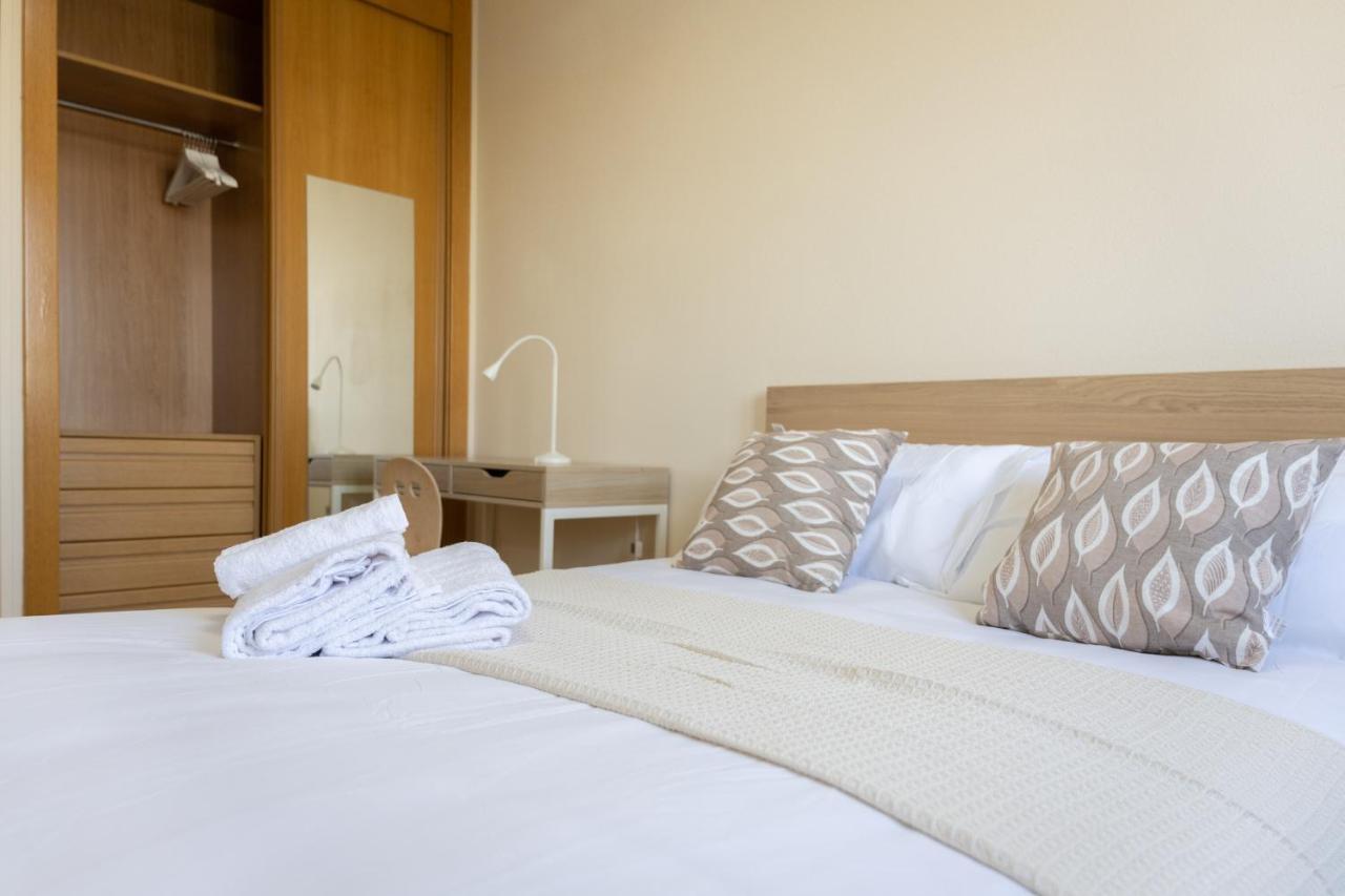 Apartamento For Your Amplio Y Luminoso Temporal En Orcasitas - Wifi Bea25 Madrid