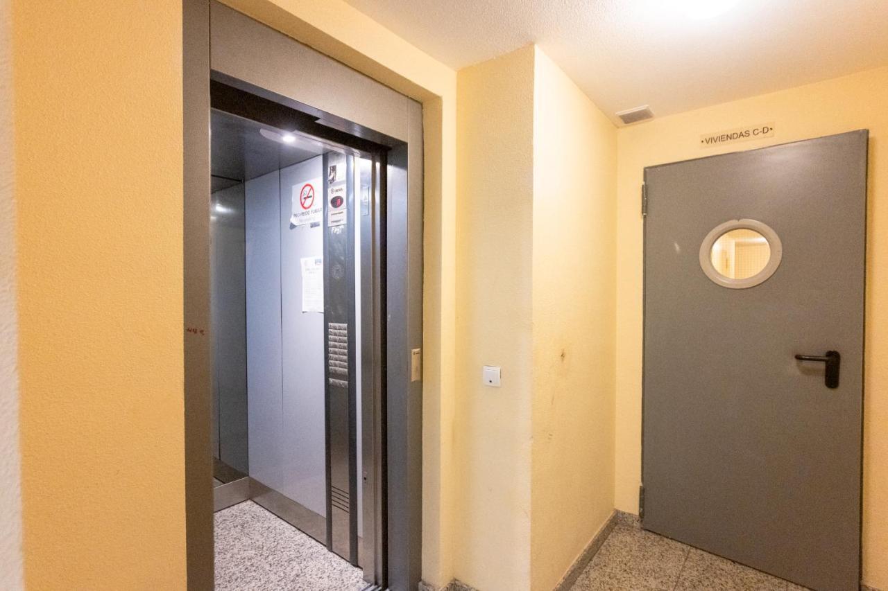 Apartment For Your Amplio Y Luminoso Temporal En Orcasitas - Wifi Bea25 Madrid