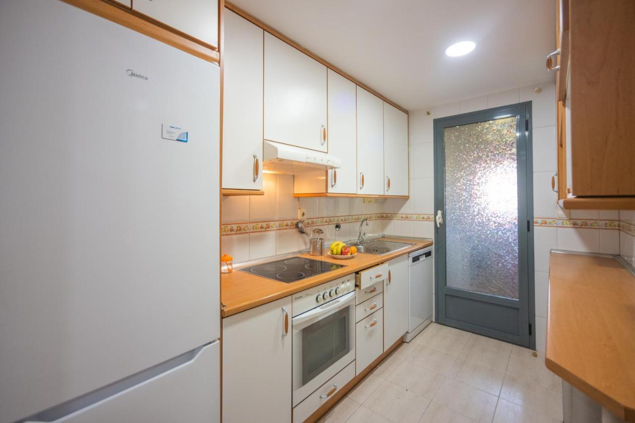 Apartamento For Your Amplio Y Luminoso Temporal En Orcasitas - Wifi Bea25 Madrid