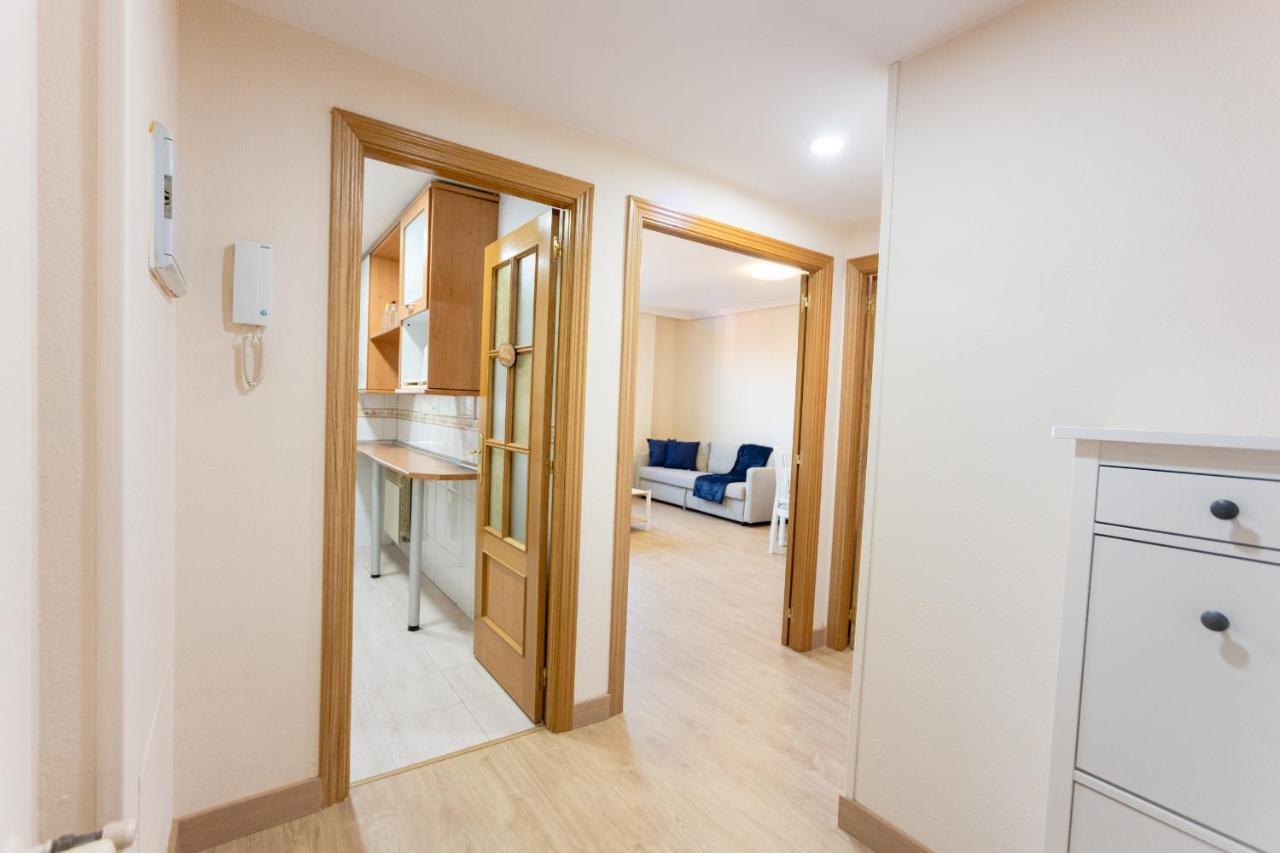 Apartamento For Your Amplio Y Luminoso Temporal En Orcasitas - Wifi Bea25 Madrid
