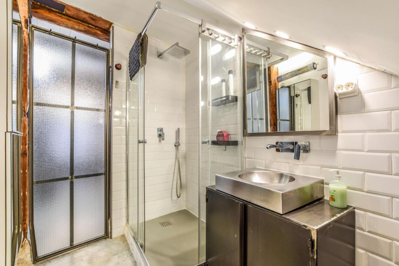 Apartamento De Diseno En Malasana Madri