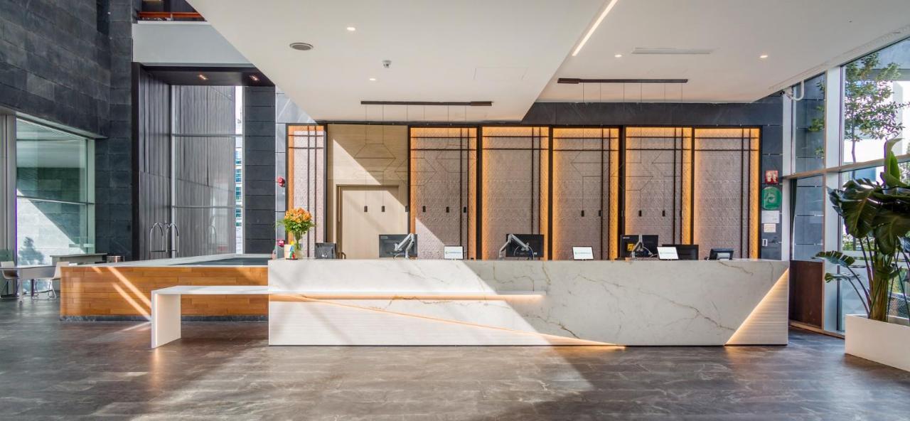 Hotel Ilunion Atrium 4*