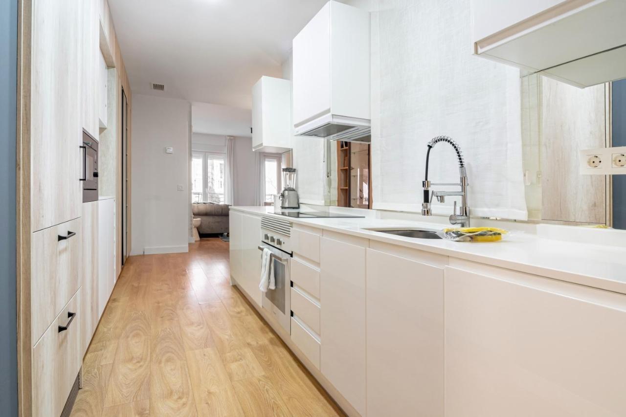 3 Bedrooms 2 Bathrooms Furnished - Salamanca - Stylish - Mintystay Madri