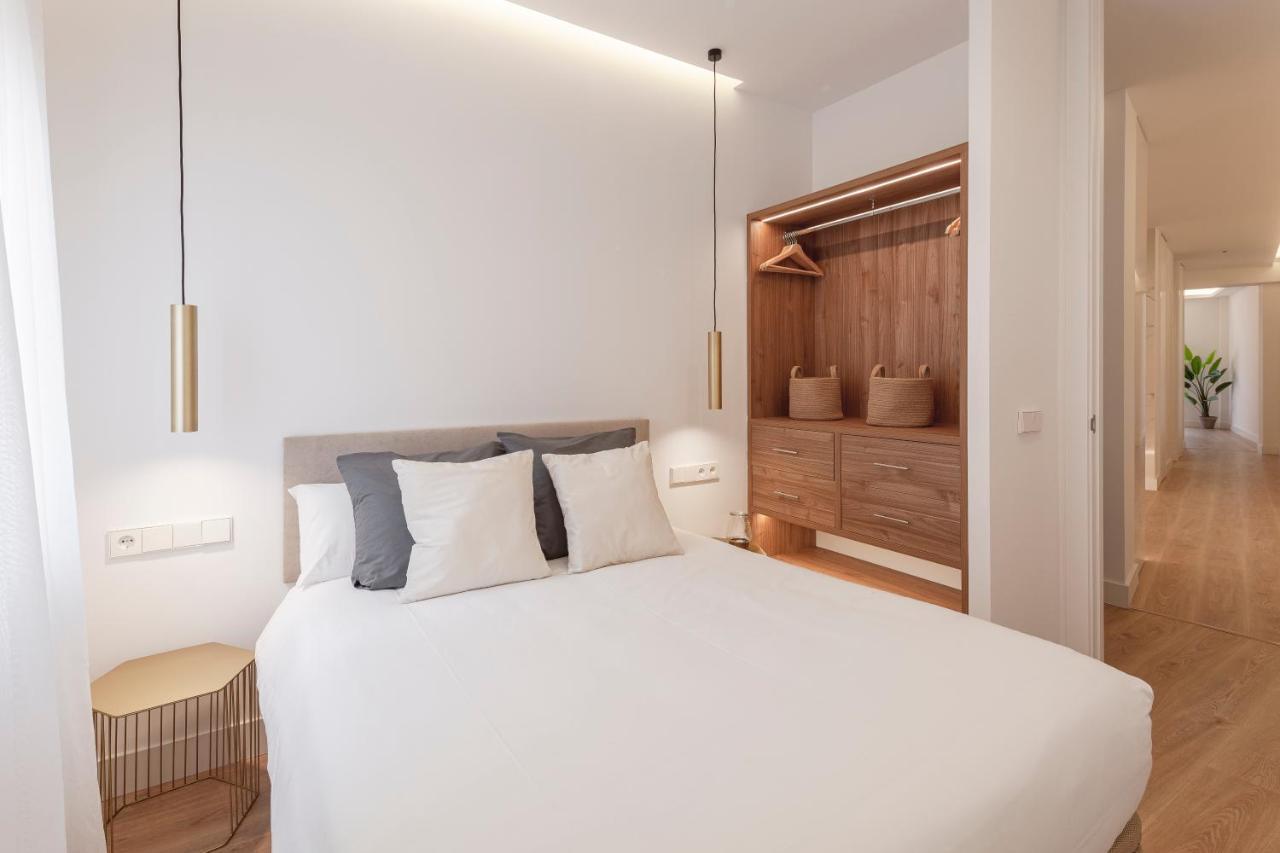 Plaza Espana Iii Calle Leganitos 2br 2bh Apartamento