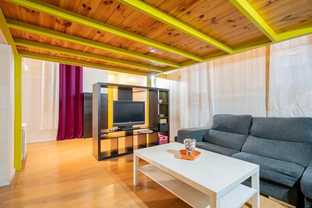 Cosy Interior-studio In Chamberi-traf Appartement *