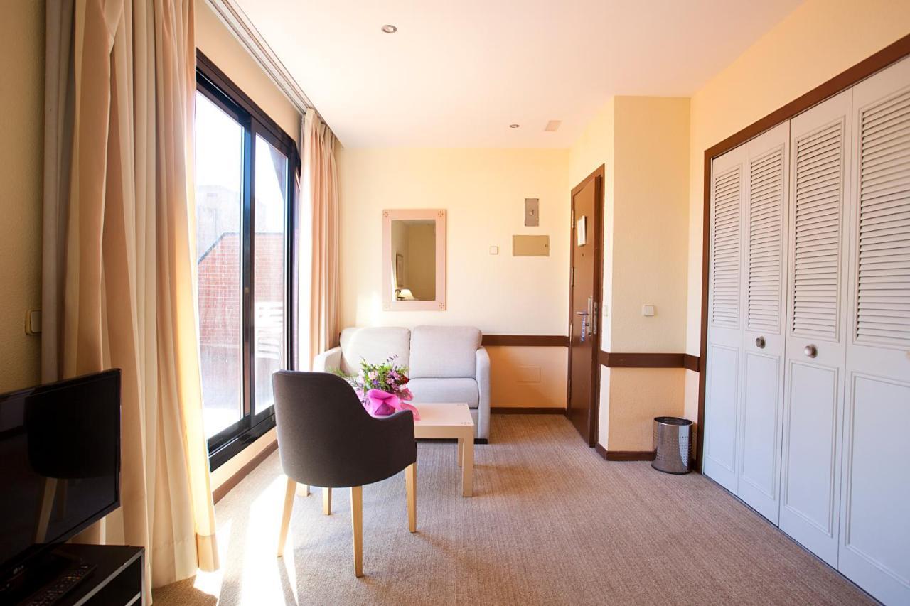 Aparthotel Espahotel Plaza Basilica 3*