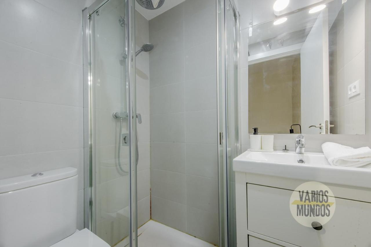 Appartamento Nuevo Apt De 7 Pax En El Corazon De Malasana Madrid