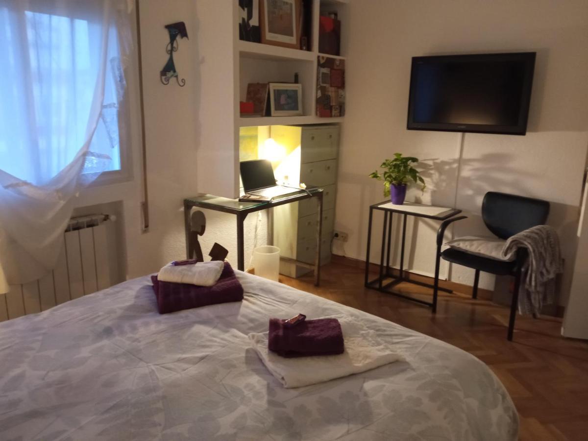 Quarto em Acomodações Particulares Cálido Y Bien Comunicado *