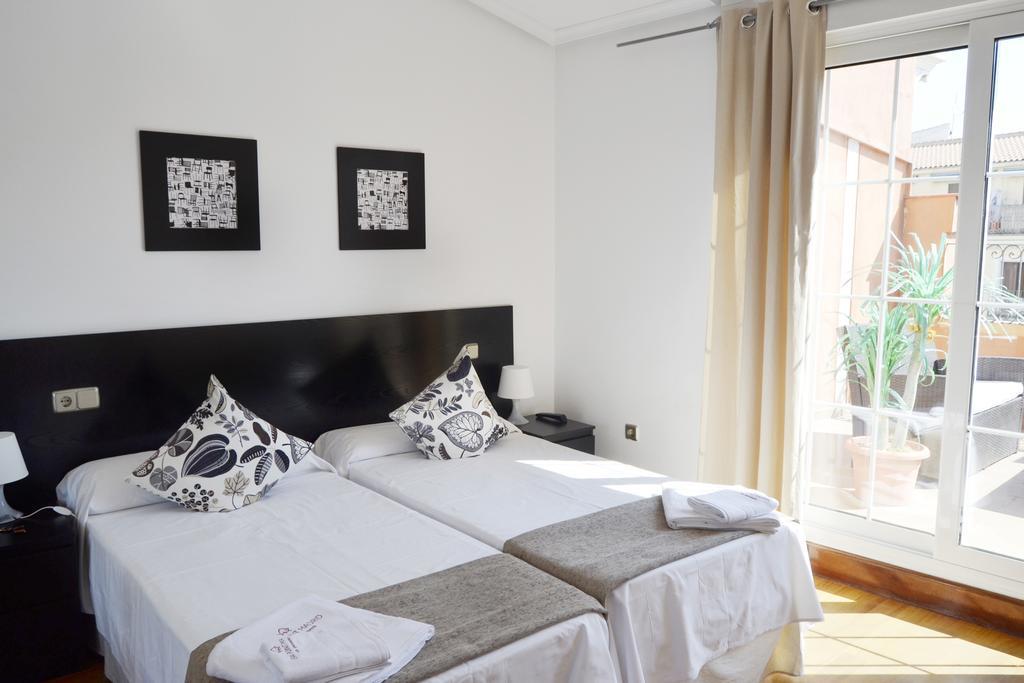 New Point Aparthotel 3*