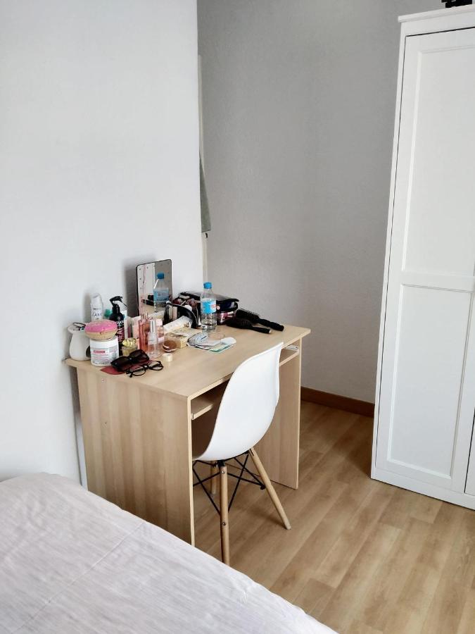 Apartment Alojamiento Disponible Para Una Persona *